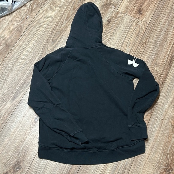 Women’s Under Armour sweatshirt - Picture 2 of 2